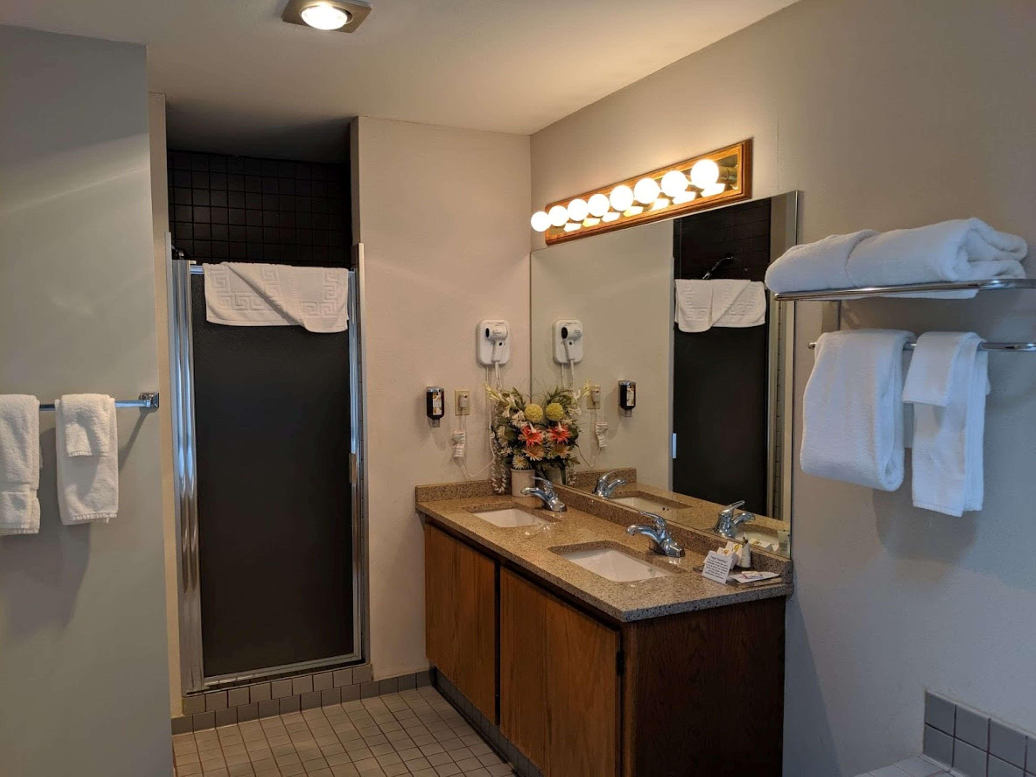 Best Western Premier Ashton Suites - Willowbrook Houston Exterior foto
