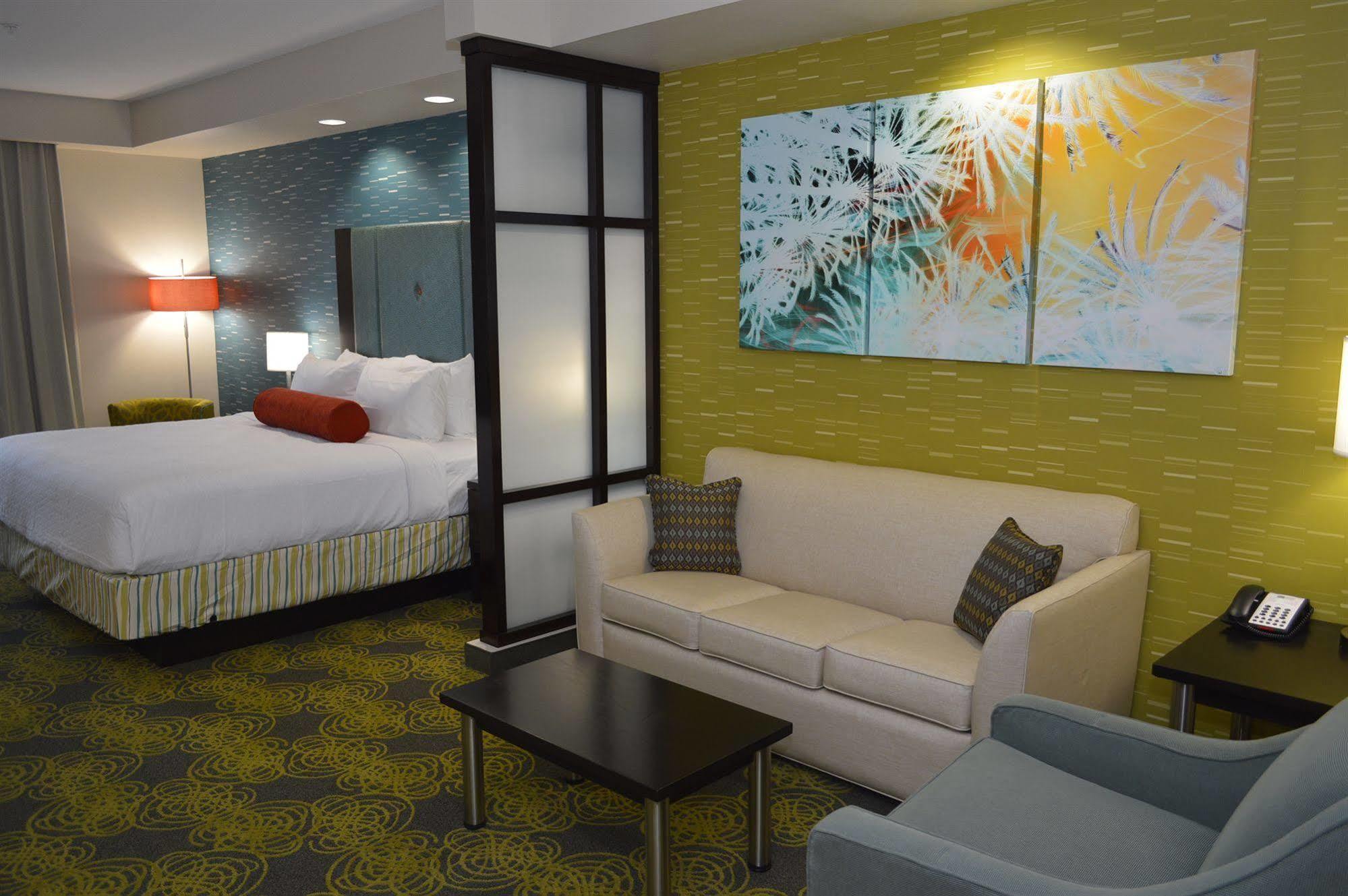 Best Western Premier Ashton Suites - Willowbrook Houston Exterior foto